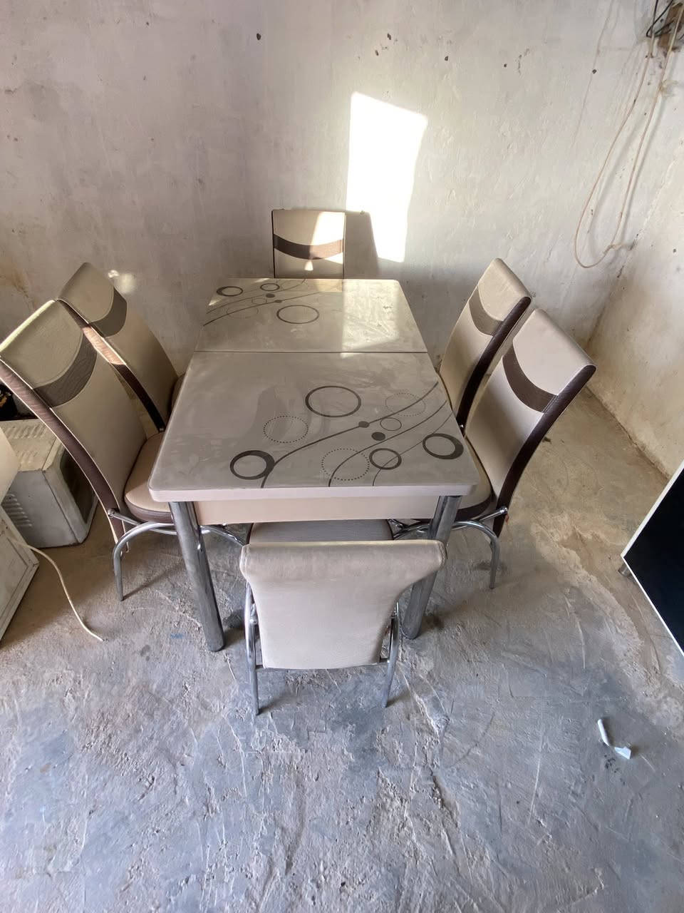 كاونتر حطاطه فول نظافه مع سنك مرمر درجه اولى اربع قطع السعر خاص
ميز طعام مع ٦ كراسي سيراميك مرتب 
اوفن نضيف شرط الفحص 

يوجد توصيل


**إذا كنت صاحب هذا الإعلان وتريد حذفه لأي سبب، رجاءا أرسل رسالة إلى الدعم الفني**