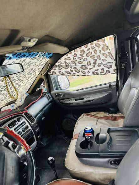 السلام عليكم 
ستاركس م2007 مفتوح السيارة معمر بيها هلالات وشاصي جهة سايق بي خياس ومعمر السيارة منضومة تبريد ثلج غرفة بلادية جلد كهربائيات كله شغالة صفاح حلوات بيها خياس بالجنطة فوك الجام الباقي كفالة محرك تبخير وتنقص لتر بالشهر السيارة معروضة ب60 وبيها مجال رقم واسط الماني العنوان بغداد جسر ديالى الجديد ***********
