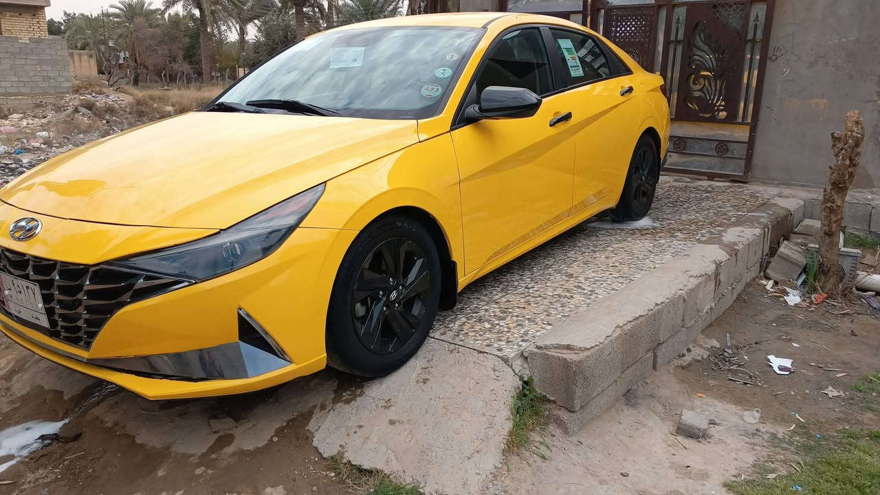 السلام عليكم انترا موديل 2021 حادثه جاملغ لأيسر شبر بدون ضربت دواخل السياره ليبر واحد بدون قطعت تبديل محرك 2000 دوش كير ايتي حساسات لإدارات شاشه جبيره تشغيل عن بعد بصمه بيبان تحكم ستيرن جيهتين دتفئه تبريد تخم تاير حداديه جديده مصفره هيئه و غرامات و سنويه ل28 سياره ماشيه 73 مكاني بغداد ***********
