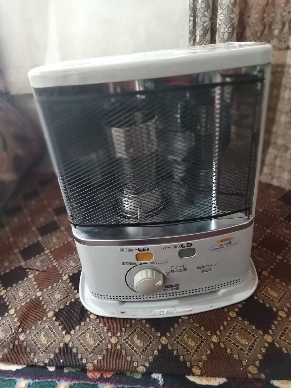 سلام عليكم صوبه كاز جديده مستعمله شي قليل الصوبه شغاله ما بيها اي شي والسعر 80 الرقم ***********
