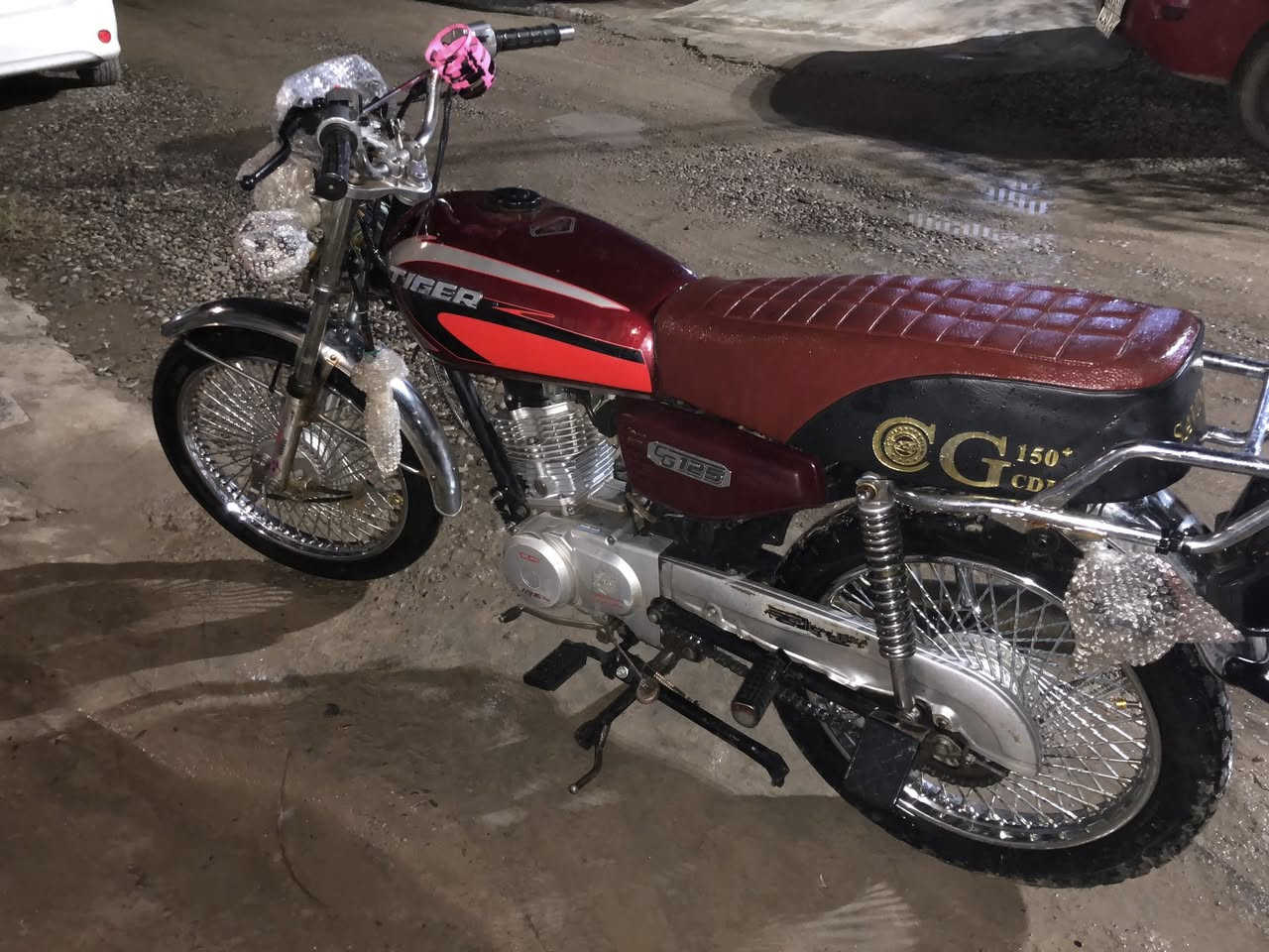 سلام  عليكم تايكر موديل 20ما مفتوح دراجه اي عيب ما بي مكاني كركوك مو شراي لا تعبني وله اتعبك ***********
