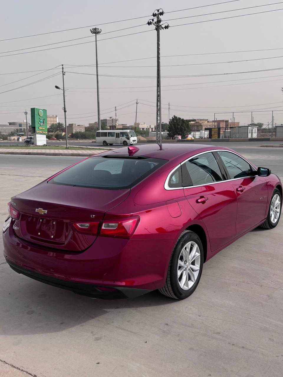 سلام عليكم ماليبو موديل 2024 سياره فول ماعده فتحه سياره اخت زيرو رقم واسط معوقين حادث موضح بل صوره مبدل جمالغ تفصيخ نفس لون سعر 133 بيه مجال بكاني كوت رقم***********
