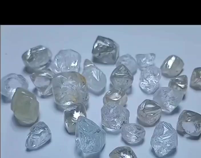 Natural rough diamond
Vvs1 
Price 200 usd per ct


**إذا كنت صاحب هذا الإعلان وتريد حذفه لأي سبب، رجاءا أرسل رسالة إلى الدعم الفني**
