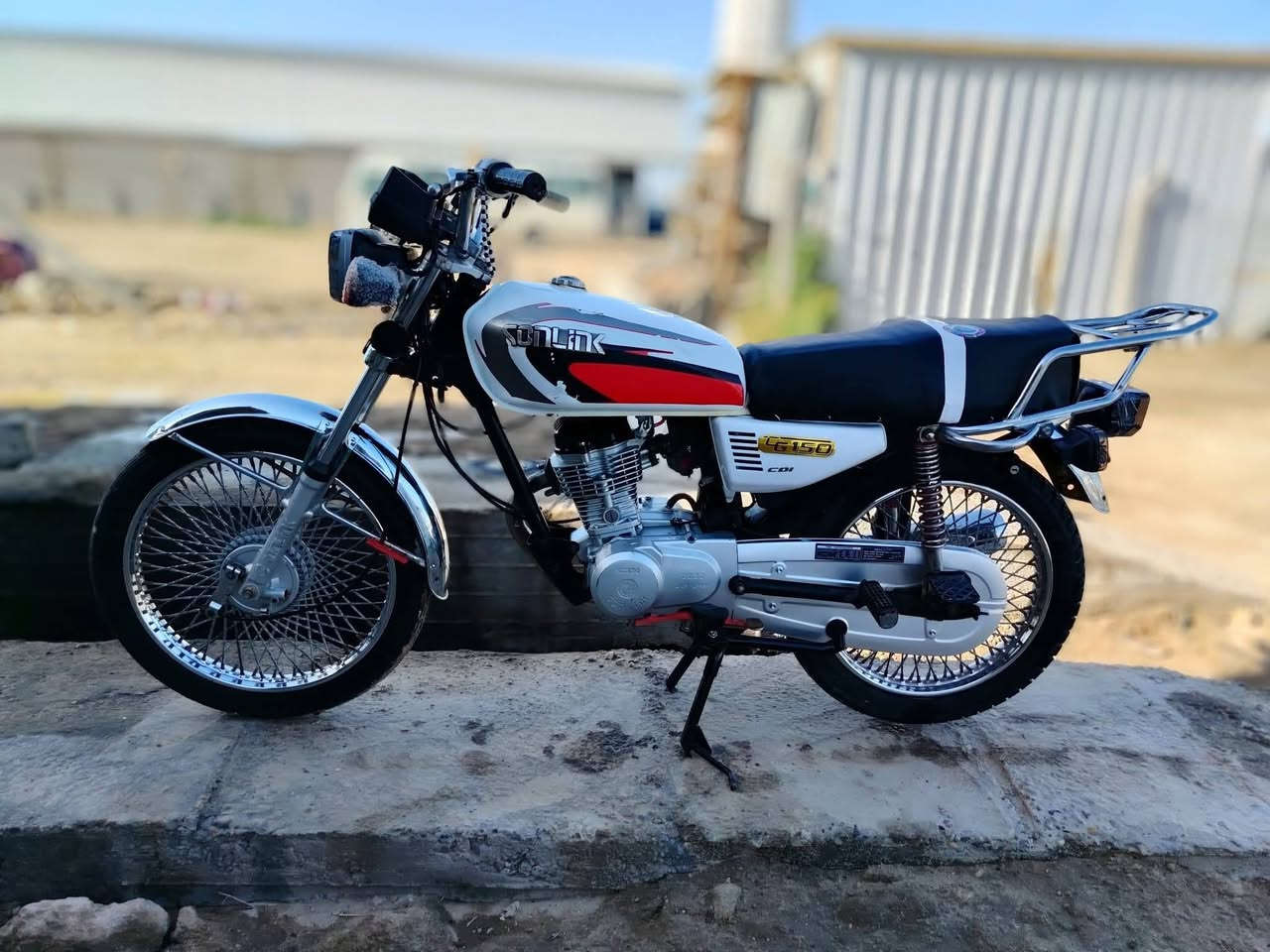 السلام عليكم ورحمة الله وبركاته دراجه تايكر البيع موديل 22اوراق اصوالي دراجه خير من الله مكاني مشروع المسيب وهاذه رقمي ***********
