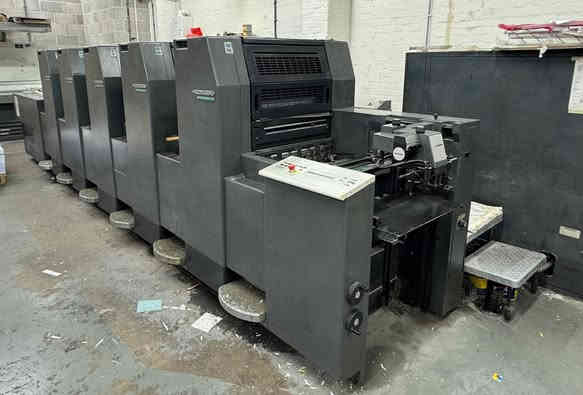 ماكنة اوفسيت SM / 52 الربع 
5 ألوان / موديل ١٩٩٩ 
لاستفسار : *********** حيدر 
*********** احسان
