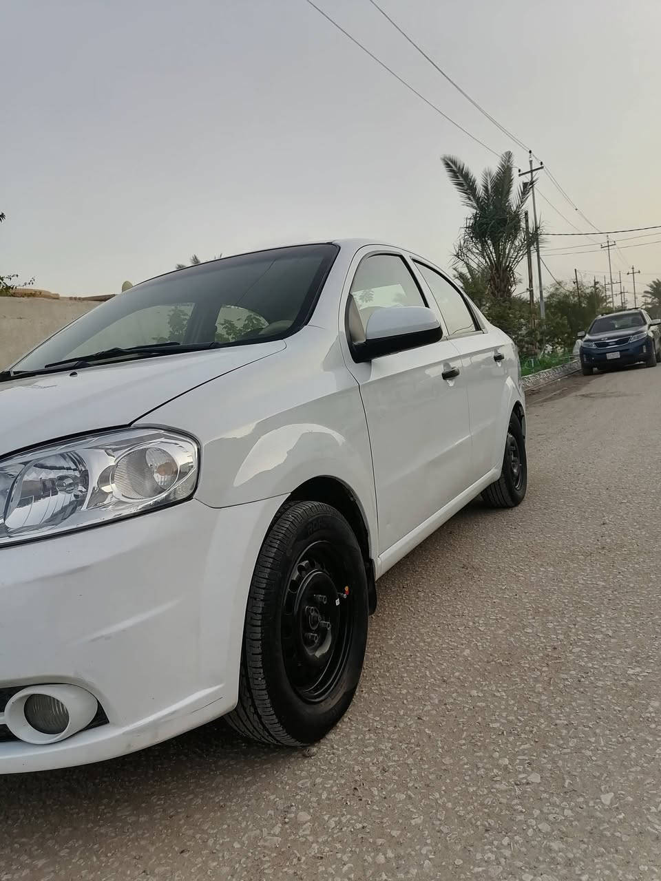 السلام عليكم افيو موديل ١١ خليجي محرك مفتوح جاهزه محرك كير تخم تاير حدادية تبريد كله جديدة رقم بغداد انكليزي باسمي بيه ٣ قطع صبغ  السعر ٦٩ وبيه مجال العنوان بابل المحاويل ***********
