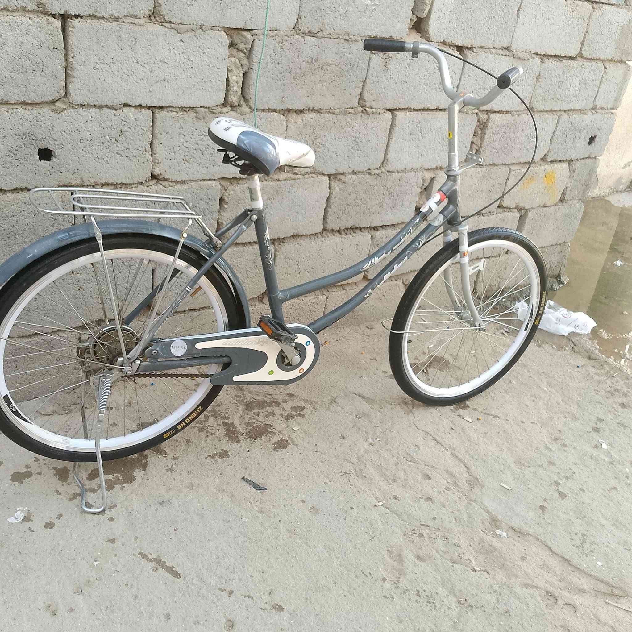 السلام عليكم بايسكل للبيع السعر 65 بمجال مكان ناصريه بسومر م مركز


**إذا كنت صاحب هذا الإعلان وتريد حذفه لأي سبب، رجاءا أرسل رسالة إلى الدعم الفني**