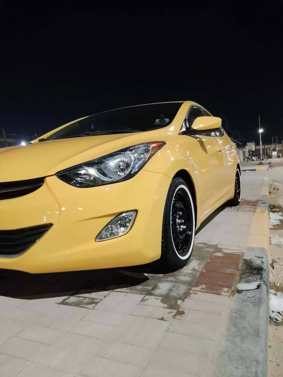 السلام عليكم سياره انترا موديل2012بيها قطعه تبديل جملغ امامي والباقي كفاله عامه مكينه 2000 الرقم بابل بسمي مكان سياره سماوه السعر 110وبيه مجال او مراوس  ترهم الرقم لهاتف ***********
