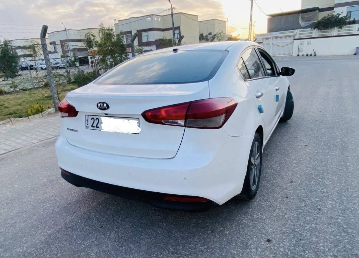 سيراتو 

موديل 2017

خليجي 

بيهه فقط جاملغ ايمن الكدام مبدل اصلي بلادي نفس الون بدون صبغ وبدون دواخل 

محرك دوش المرغوب 1600

ويل كروم

رقم اربيل 
لجديد الانكليزي وكالة تحويل ماكو مشكلة 

مواصفات

حساسات 

كامره

تحكمات جهه

مري اشاره

كشنات مخمل

ملاحظه //مابيهه اي نقص السياره تخم تاير جديد حدادية جديدة تبريد منظومه كامله ما بيها نقص من كلشي والسيارة احلى من الصور

السعر 127 وبيها مجال 

مكانها نجف 

الاتصال او واتساب (***********)
