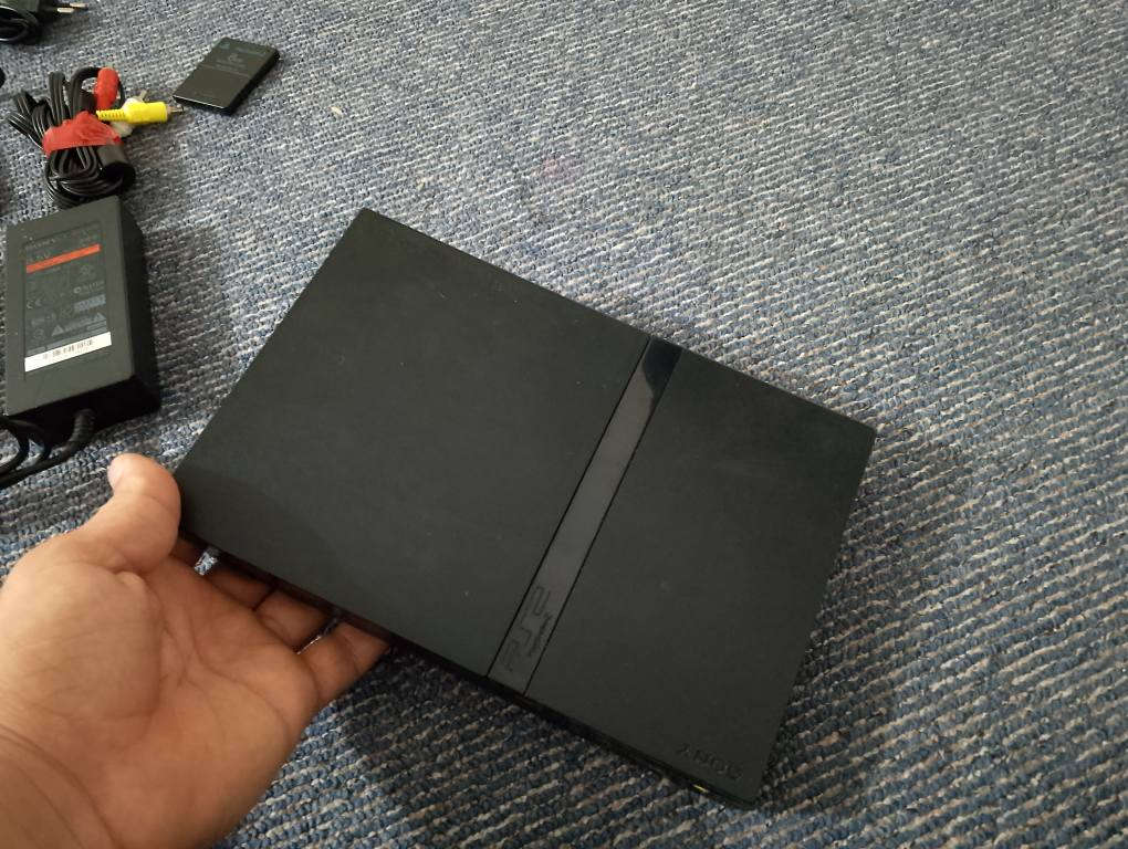 پلەی دوو سلیم لۆ فرۆشتن زۆر خاوێن و بێ عەیبە هەموو شتی لەسەر بیلادی خۆیتی بە سیدی و فلاشیش ئیش دەکات هەموو شتی بیلادی خۆیتی خەزنی بیلادی هەردوو دەسک بیلادی محاویلە بیلادی فیشەی hd لەگەڵە بە وایەرەوە نرخی 55 ... لەهەولێرم گەیاندنم نیە أربيل, العراق


**إذا كنت صاحب هذا الإعلان وتريد حذفه لأي سبب، رجاءا أرسل رسالة إلى الدعم الفني**