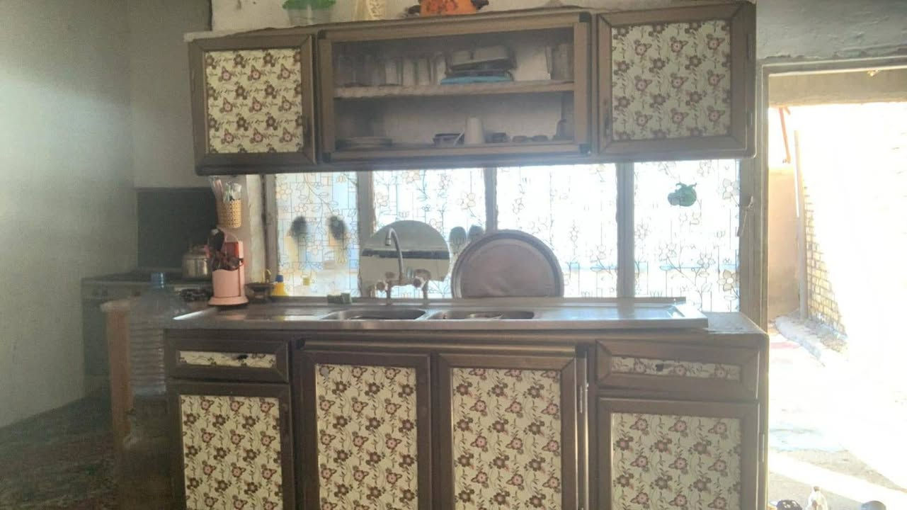 السلام عليكم كاونتر ٤قطع نضيف أريد بدله مراوس بكاونتر والله مال عائله ابوهم بيه سرطان اسم الله عليكم وكاعدين يجار ماعدهم لا علاج ولا مصرف والله تجون وشوفون وضعهم حتى اثاث ماعدهم لي يكدر يراوسلي كاونتر بكاونتر ثاني اله اجر وثواب


**إذا كنت صاحب هذا الإعلان وتريد حذفه لأي سبب، رجاءا أرسل رسالة إلى الدعم الفني**