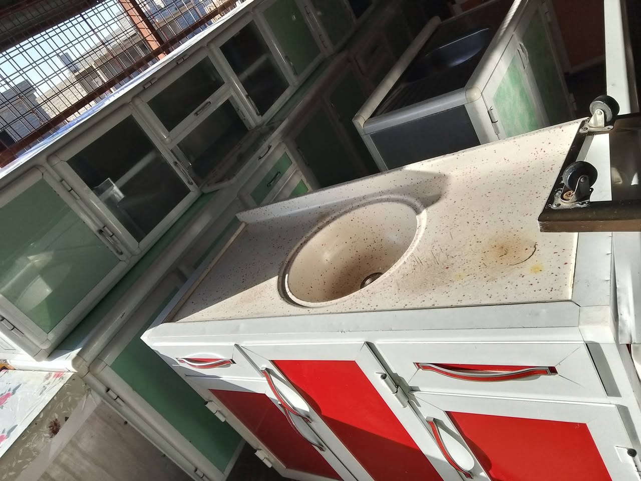 ⛔️كاونترات
⛔️كاونترات
⛔️طباخات كريازي مصري شرط الشغل 
⛔️ميز حلاقه 
⛔️مولد بانزين
⛔️تخم قنفات 
⛔️ كنتور صاج
⛔️سچين باله
⛔️بوب حديد
⛔️ تخت نفرين+تخت نفر 
⛔️ مجمده 
شرط الشغل
الموقع. قريه اشريعه الشارع العام للستفسار عل الاتصال الرقم ***********
