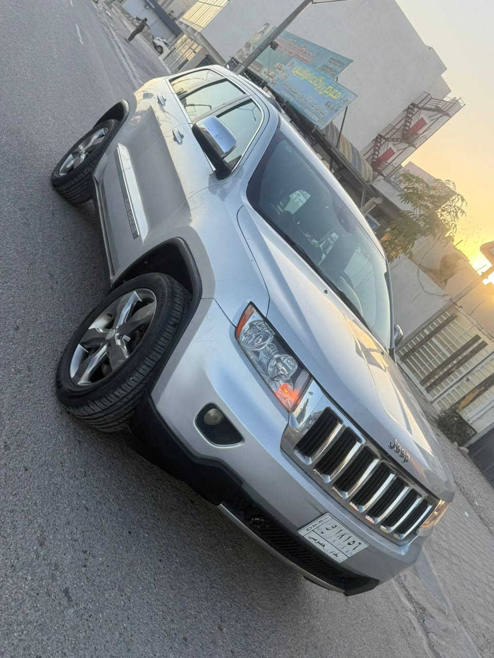 السلام عليكم سياره نوع جيب لاريدو مديل 2013كلين كفاله عامه بس بنيد فول مواصفات فتحه تحكم استرن حساسات مري شفط كشنات جلد اشاير بل مري شفتات ستيرن مكينه 3600السياره كامله من كلشي تحويل مباشر العنوان كربلاء السعر 163بيها مجال رقم الهاتف ***********
