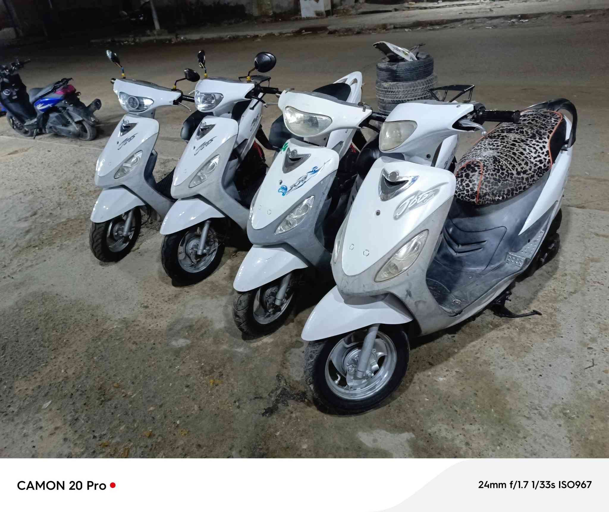 يا الله السلام عليك
ماكسات منغولي كلش حلوات ونضيفات وجاهزات وكاملات  كلشي ماتخسر عليهن سلف هندر كهربأيات سعر عله((600))

وبيهن مجال اي نقص مابيه كاملات علخير فول نضافه مكينه هاون ساعه شرط شلعه ومشي معدل نعومه خير من الله مكاني ناصريه مركز حي تضحيه شارع العلوه رقم الهاتف 

*********** بيه واتساب الشراي يتصل ويدلل بلخدمه
