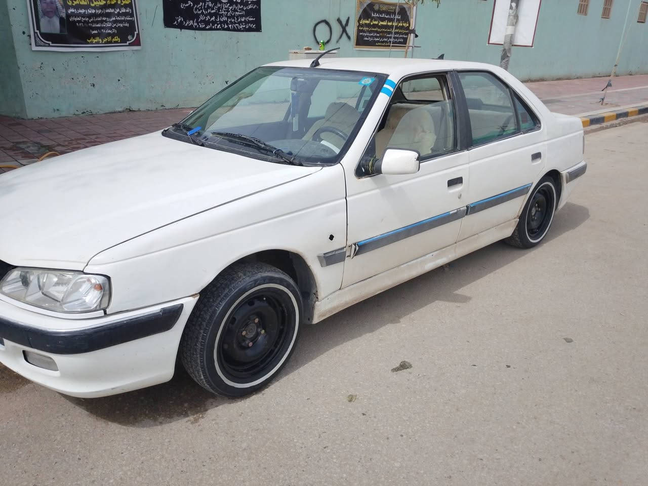 بيجو بارص مديل 12مكفوله من الضربه بس صبغ حزام جماليه رقم نكليزي مشروع وطني مكان كوفه السعر 43وبيهة مجال 
***********
