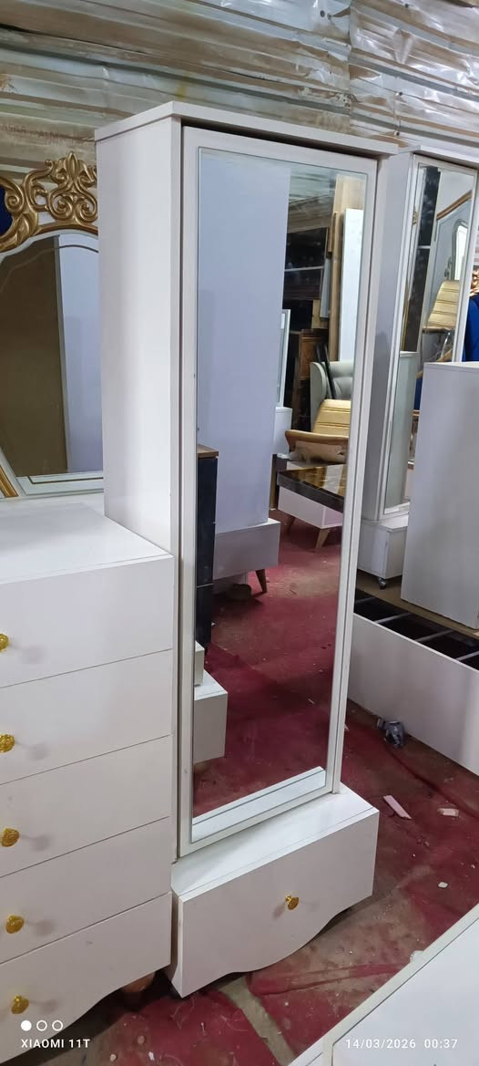 تركي حجم وسط كلش حلوه ونظيفه ع شرط كنتور 3 متر 9 قطع *********** سعر 650
