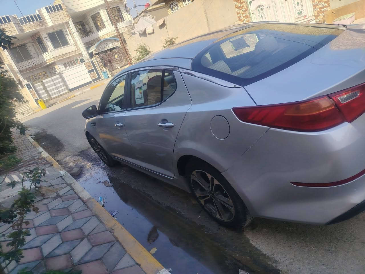 كيا اوبتما كي فايف ٢٠١٥ سنويه نافذه ماشيه ١٨٠ محرك ٢٠٠٠ دوش خطره وسط مواصفات بصمه مري شفط قطعتين تبريد ويل ١٧ حساس خلفي فول تحكم شفتات ستيرن صبغ حزام قماره بنيد كفاله سعرها ١٠٠ شده مكانها واسط نعمانيه
***********
***********
