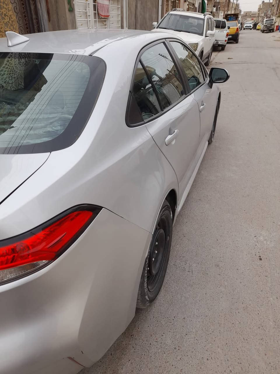 كورلا موديل 2021 معوقين بسمنه بعد سنتين وتصير حره موصفات LE بيهه حالوب سياره حادثه جاملغ خلفي جهه سايق وضربته شطح بل بنيد راديتر ع بلاد سبير منازل داخل كفاله كله  مكانه بغداد مدينه الصدر ***********
