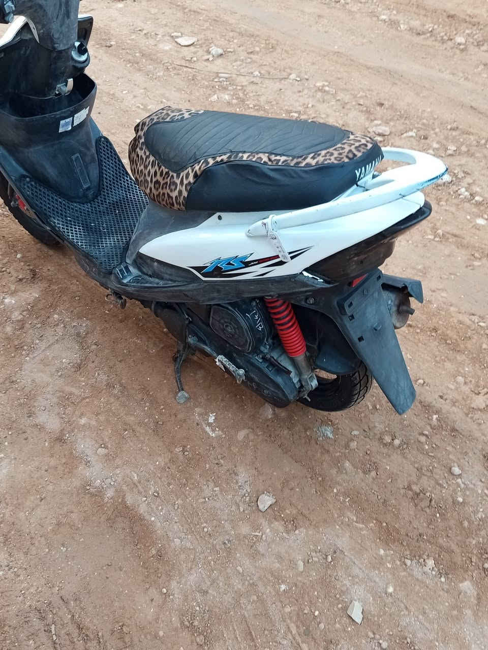 السلام عليكم 
ماكس عدله لبيع درجه جديده لؤك كارتون كفاله من فتح ومن كفر 
شلعه معدل فول 
مكاني حله شارع 80 ؤلشراي بيه خير ودلل 
سعر 725ؤبيه مجال لشراي 
***********
