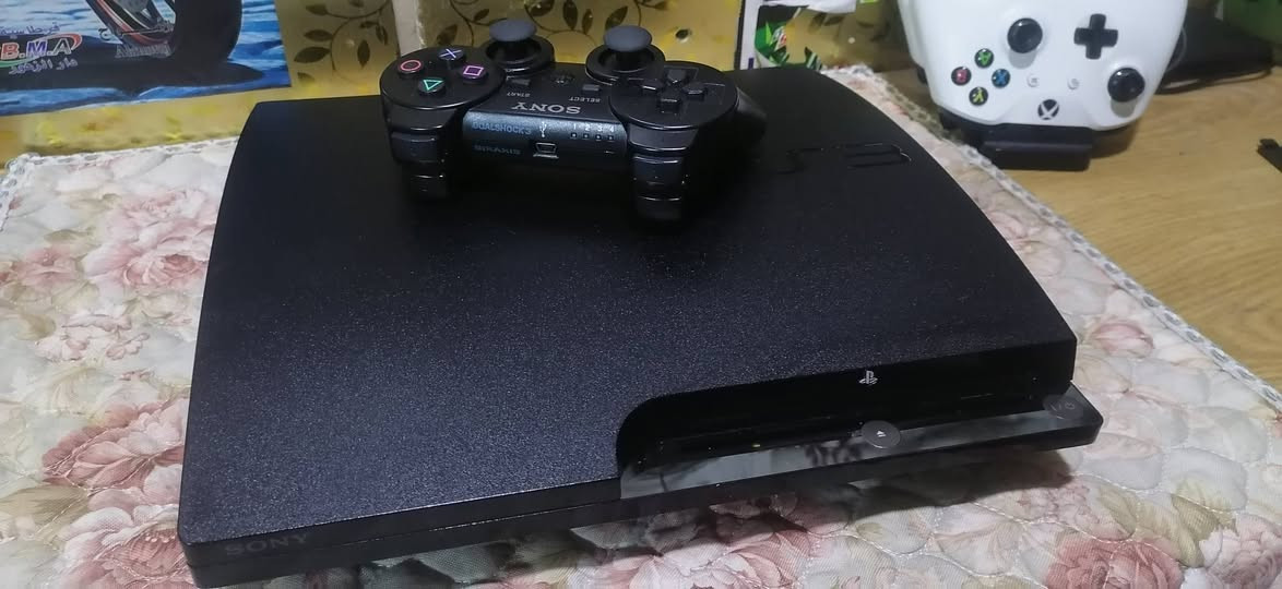 سلام عليكم شباب بلي 3 جهاز نضيف و خير من الله بي 6 العاب بس اجدي عطلان جهاز نضيف كلاش سعره 75 و بي مجال الطيبين *********** وتساب مفتوح مكاني بغداد الشعب
