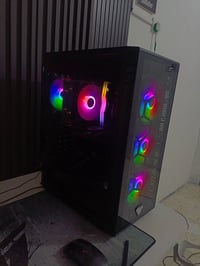 كيس • RTX 4060 • i5 12400F • رام 16 جيجا • مذربورد MSI • بور سبلاي 750...