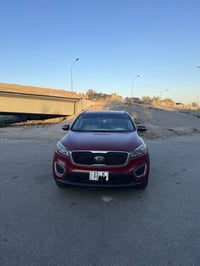 سورنتو 2016 وارد امريكي حادث قطعتين (جاملغ خلفي يمين+باب خلفي يمين+باب...