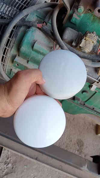 سلام عليكم
١٠٠ قطعه ب٢٠ الف دينار ابيع جمله فقط 
كب ٤ انج ستندر الوزن ٥٥غرام ثقيل
العنوان بغداد جسر ديالى القديم قرب مصرف 
*********** هذ رقم صاحب المعمل
