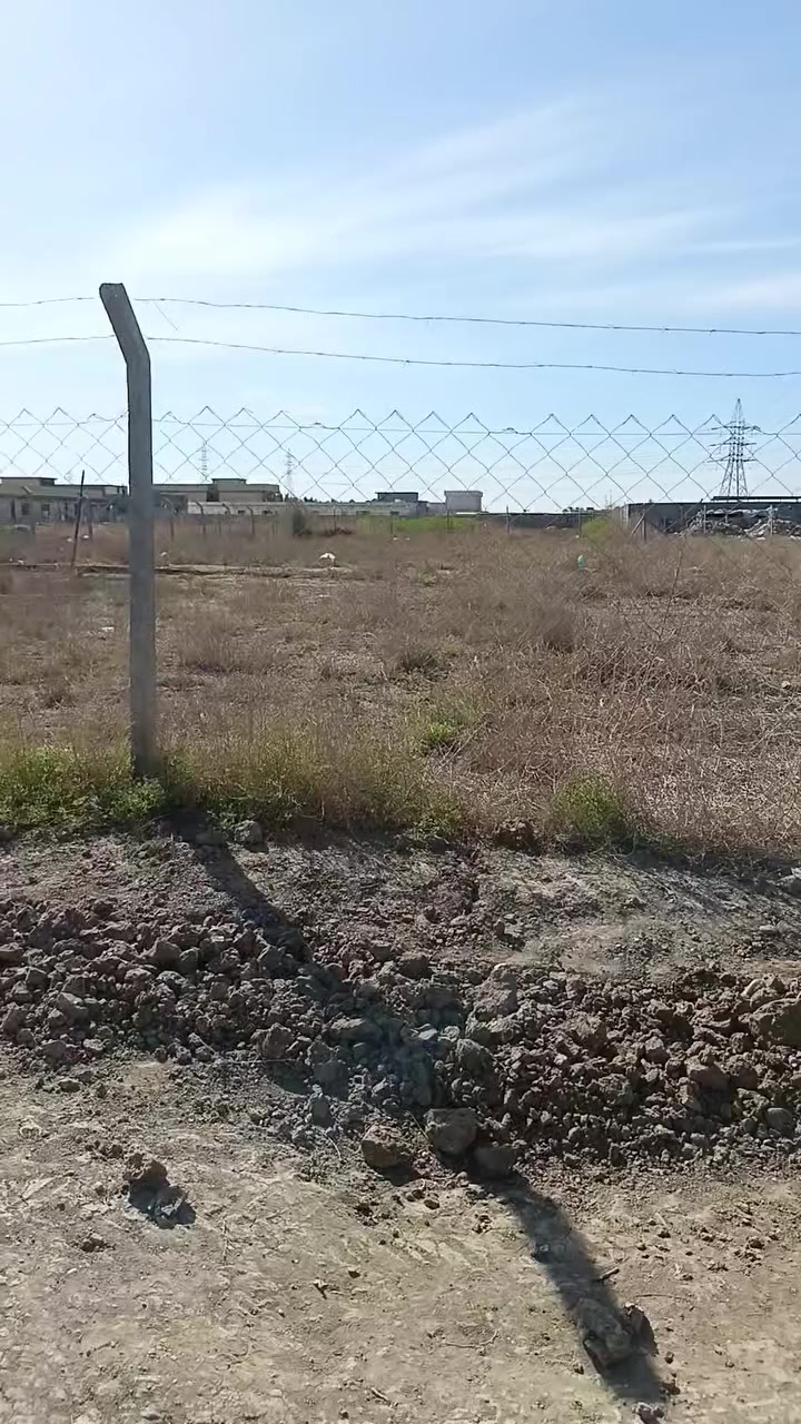 السلام عليكم دونم للبيع تقطيع حسب الطلب العنوان السلاميات العجيلي  للاستفسار.. ***********
