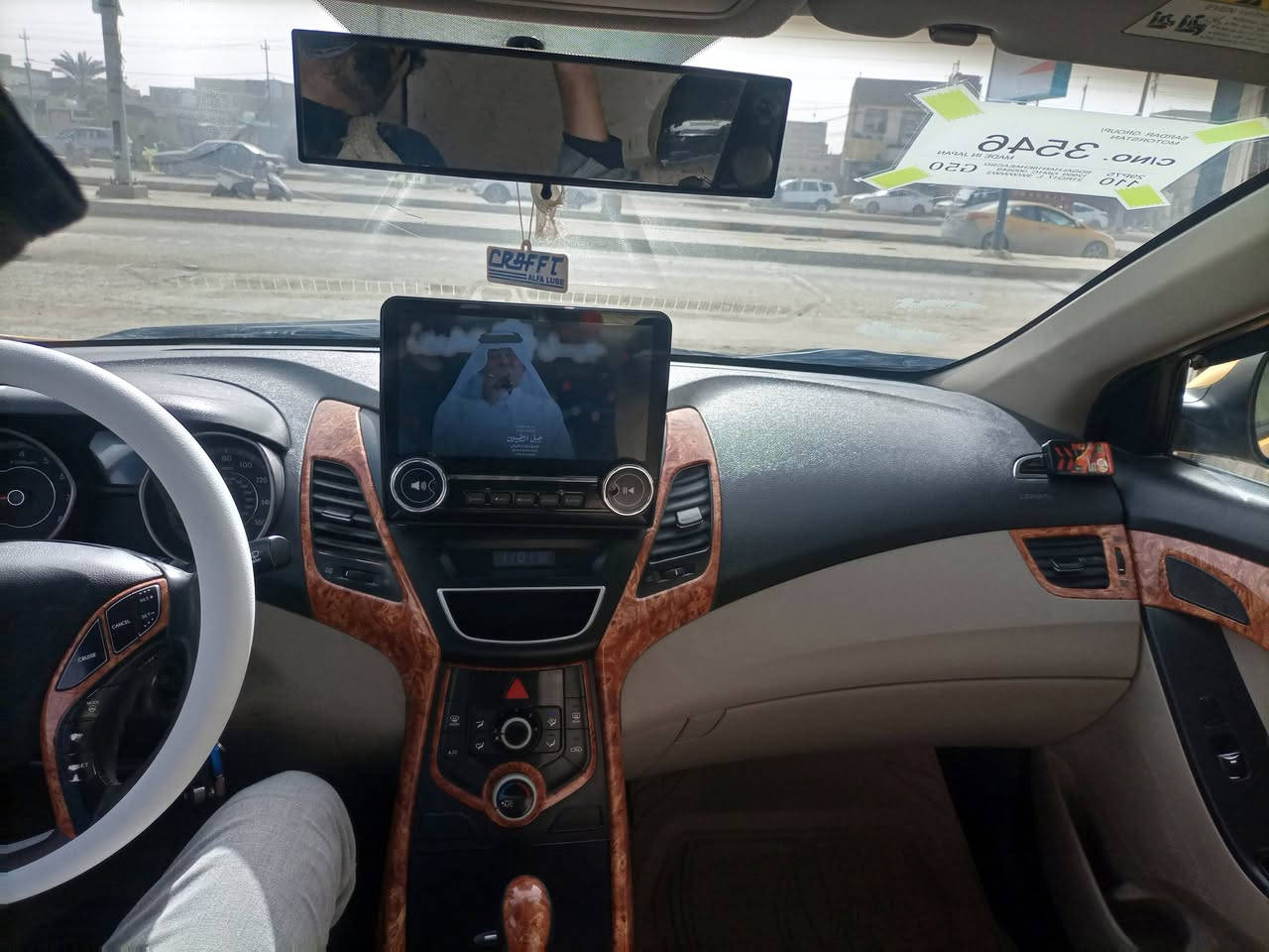 سلام عليكم من رخصت الادمن سيارة انترا موديل 14 محدثه شكل 15 سياره ليبل واحد  حلوه وخير من لله مكيه كير مكفوله عندي سوناره سياره امريكيه محرك 1800 دوش سياره بيه جوملغ الامامي جهت السائق مبدل وجنطه مبدله بدون دواخل دوشمه حراري اخياط شاشه حساسات سياره رقمه ذي قار  بسمي مشروع وطني مكاني ديوانيه سعر 112 وبيه مجال وهاذا رقمي ***********
