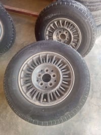 ويل كب • سيدان • تايرات