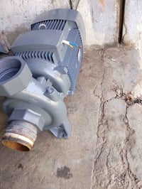 مضخة 25 حصان • 3000 دورة • بالموصل