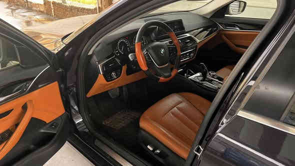 السلام عليكم  بي ام ستيشن موديل 2018 محرك 4 سلندر توين باور تيربو رقم اربيل هزة جديدة سنوية جديدة بدون صبغ للاستفسار *********** السعر 175$
