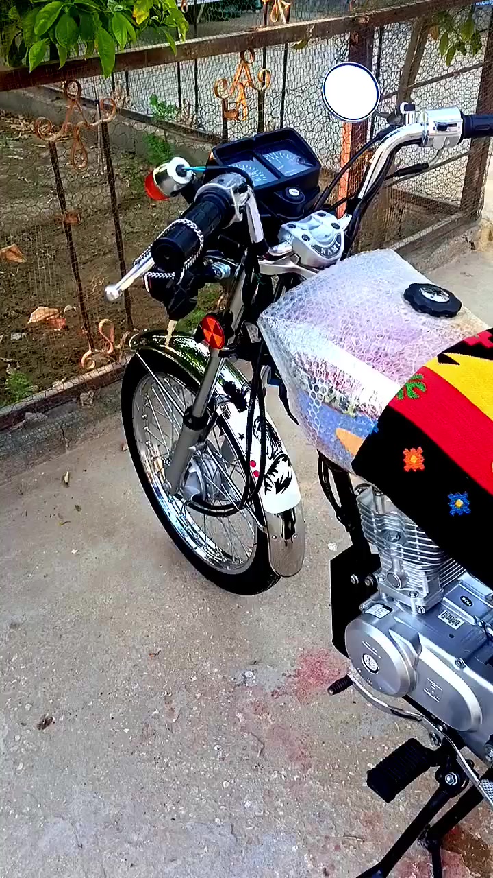 سلام عليكم 
أصلي شلامجة للبيع 2023 أوراق وكيل أصوليه دراجه وكاله اي شي مامفتوح بيه كله عله بلاد اي نقص مابيه من كل النواحي كفاله عامه مكاني
 كربلاء طويريج 
اتصال ***********
