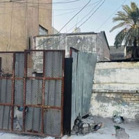 دار للبيع يعتبر قطعه ارض المساحه ١٩٣ الواجه ٥'٦ والنزال ٣٠ في بغداد ال...