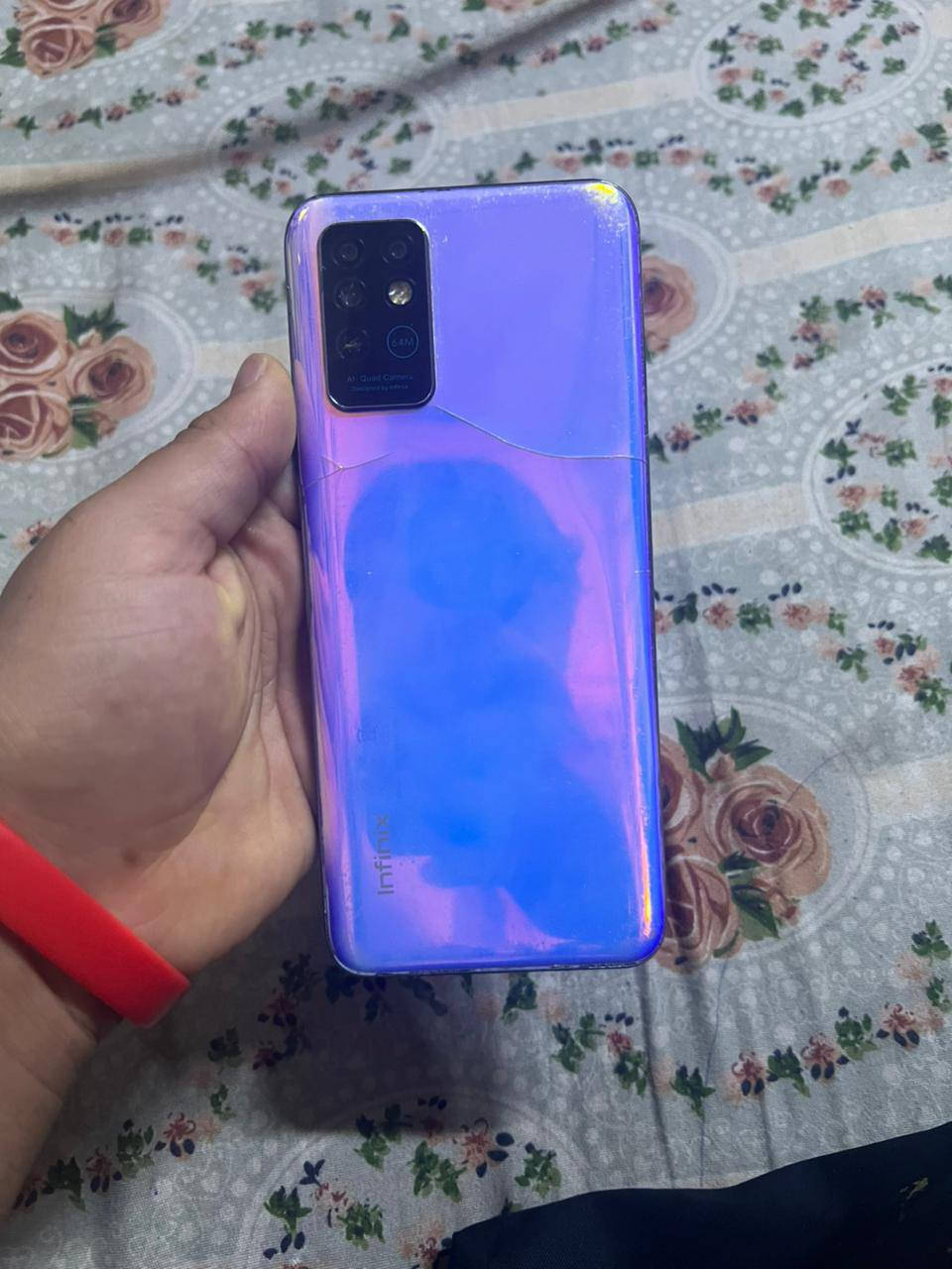 Infinix NOTE 8سلام عليكم شباب جهاز نضيف ذاكره 128معالجه قوي السعر 90بي مجال قليل نضافته خير من الله ***********وساب شريحه
