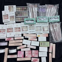 ٥٨ قطعة • مكياج جديد • توصيل مجاني