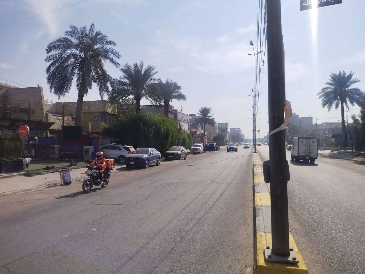 للبيع /
نصف بناية 160 م واجهة 8 م بناء كلاسك تباع بسعر قطعة ارض 
موقعها في الشارع التجاري في ضباط السيدية موقع مميز 
ملاحظة / العقار فارغ 
للاستفسار 
*********** واتس اب
غير متواجد على الفيس
