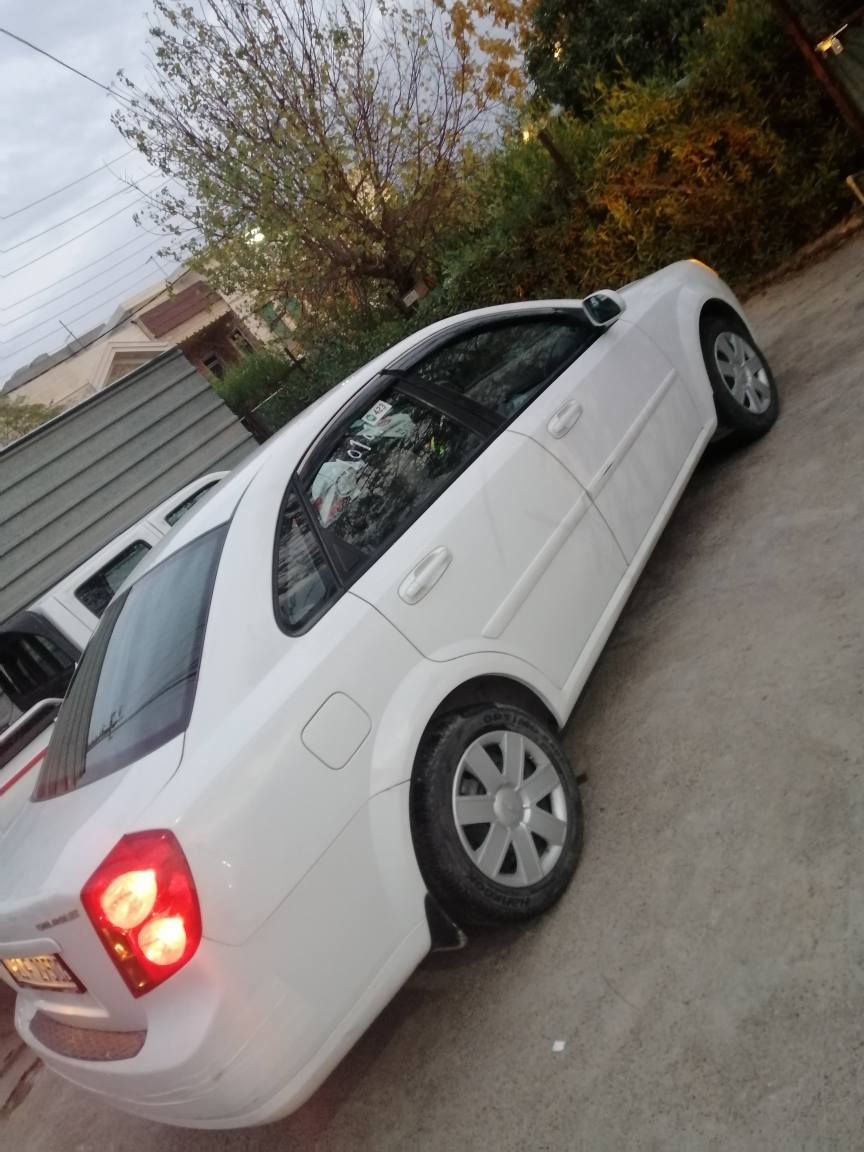 ئۆپترا مۆدێل 2013 هیچی نیە سنوقی بستێک بۆیاغە رەقەموو سەنەوی نوێیە بەناوی خۆم سەیارەکە زۆر پاکو خاوێنە دوو سویجە ABSبەناوی خۆمە پشتو پێشی کەپسە تبریت بەشەرت سعری 87گەڵاو مجال  ژ.م 0750 6674967 أربيل, العراق
