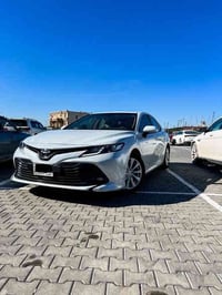 كامري موديل 2020 محولب  ماشي 58 الف  رقم صاحب السياره  07710811140