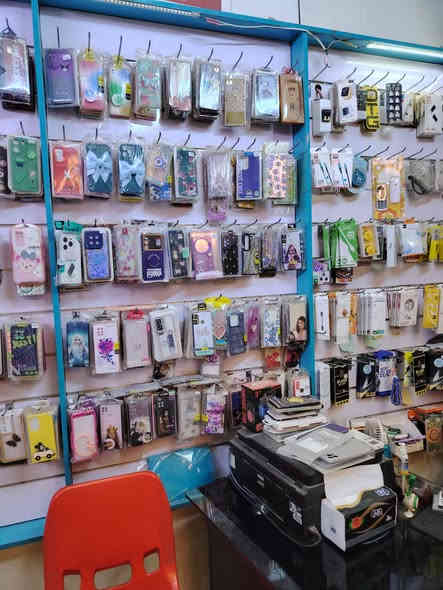 سلام عليكم غراض محل موبايلات للبيع هنه ول ديكور الكفرات ابيع شلع اتصال ***********
