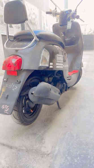 سلام عليكم 
دراجة بوليسي لون اسود  كابريتر
الدراجة مكفولة كفاله عامة المكينة دراجة مال جناي رمبة بانزين محسن ودهن امزويل ناقصها بس سايق كاملة على اخير حباية وأحلى بهواي من الصور ما تصرف ربع عليها مكاني بغداد العامرية

 950 الف وبيه مجال 

 ***********
اتصل وتأمر أمر .
