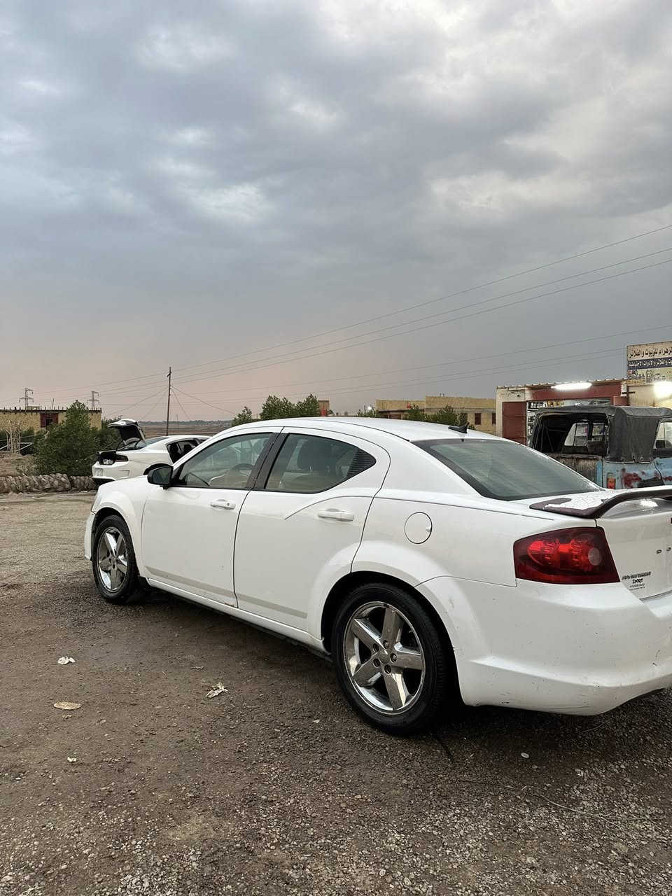 دوج افنجر مديل13
رقم ذي قار 
سعر 65 بيه مجال 
نقص حداديه
***********
