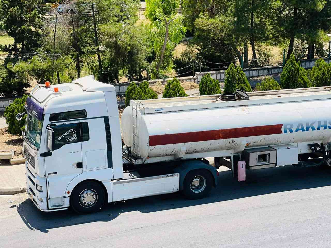 مان 2006 ڕیتایدر سلاجەیە سپایدەرە  بویلرە تەنکی ڕەخش تەک تایە
حجم مەکینە 430 .بەخەتی حسیرەوە بۆ فرۆشتن ***********
