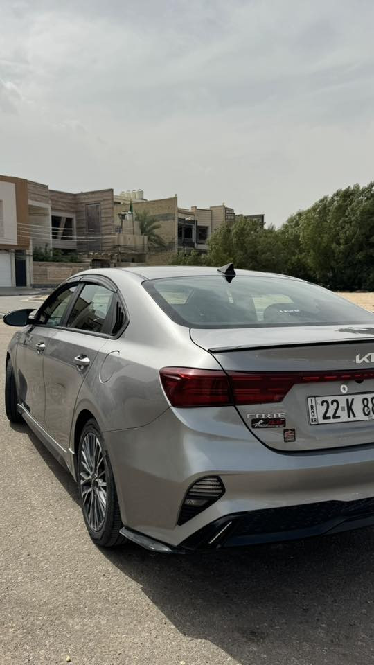 كيا فورتي موديل 2023 (GT-Line) 
الموقع: كربلاء المقدسة
 رقم أربيل الدولي باسمي – تحويل جاهز  

 المواصفات:
 • محرك 2000 سي سي (دوش)
 • ناقل حركة أوتوماتيك
 • شاشة كبيرة Apple CarPlay+ Android Auto
 • كاميرا خلفية دوارة 
 • فتحة سقف
 • نظام بصمة للأبواب + بصمة تشغيل 
 • بصمة صندوق ذكي + تشغيل عن بعد
 • رادارات أمامي + جانبي + خلفي (قيادة ذاتية)
 • تحديد سرعة (Cruise Control)
 • إنارة ترحيبية بالأبواب + اشاير بالمري
 • تبريد بيانو منفصل 
 • نظام صوتي Harman Kardon . 

 الحالة:
 • ماشية: 35,000 ميل (قابل للزيادة)
 • حادثة: قطعتين تبديل الجاملغ والبنيد بدون شاصي 

 السعر: 149 ورقة

 للتواصل: اتصال عالرقم ***********
