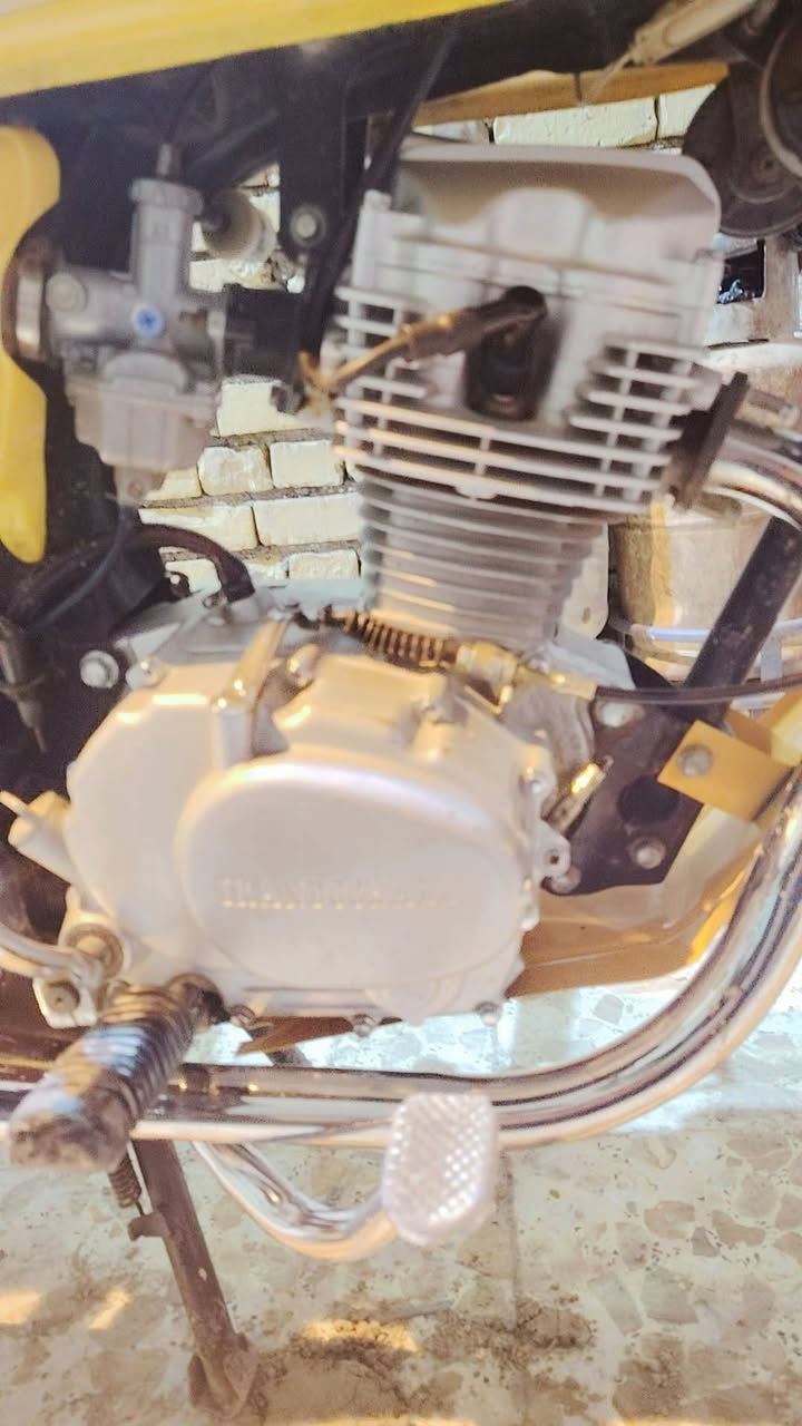 السلام عليكم دراجه البيع ارشا مديل2020اوراق اصولي الراجه خير من الله الدراجه احله من الصورالسعر 725 وبيها مجال الاستفسار على هذا الرقم *********** العنوان وسط كوت
