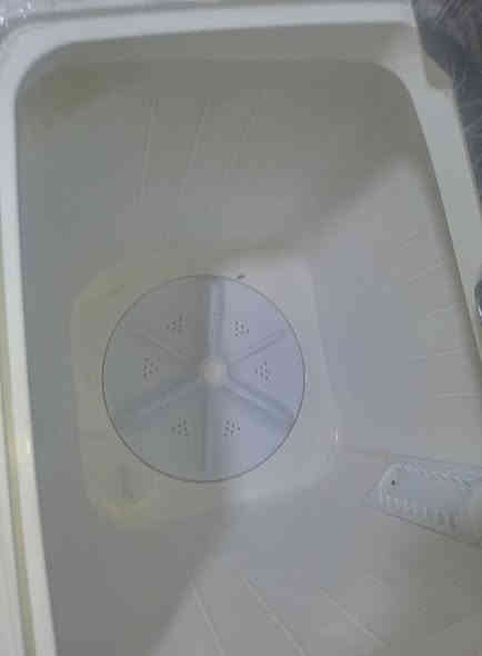 غساله ميديا حجم 15مستخدم قليل ماطور نحاس مضمون شرط اغسلي ونشفي يله تاخذيهه تخفيض الاسعار 1خر قطعه با110الف مع التوصيل***********
