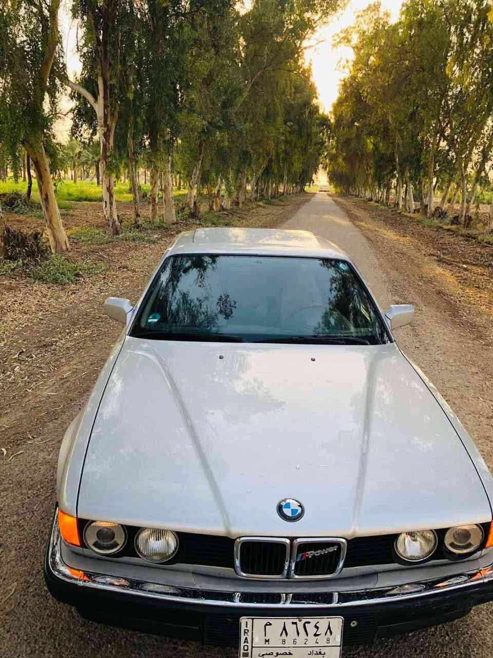 Bmw730 v6
سياره موديل 91 فول موصفات رقم بغداد تحويل مباشر 

محرك 30    6سلندر 

محرك بي خربطة بس يرادلة تصفية

كير شغاله ١٠٠/١٠٠

تبريد شغال ثلج 

حداديه جديده 

موصفات 

ايرباك دركة فقط دبل كمبيوتر دبل جكمجه 

سلايد رووف طكتين 

كشنات مخمل كهرباء  ٨ حركات هيتر كشن  

بطاين بلادي جديد مخمل صاج ملكي 

وضعيات الكير S/M شغاله  

بردات جانبيه رئاسي 

برده خلفيه كهرباء 

تليفون بلادي مكسور الكفر مالته

ويل خلية وتخم تاير جديد 

بدون صبغ بدون ضربه 

سياره كلها على وضع البلاد 

كهربائيات بلادية 

نواقص السيارة
1_ ادامة المحرك
2_ دوشمة للكشنات 
3_ جامة امامية

 السعر 75 قفل 

مكاني بغداد

للاستفسار الاتصال على الرقم 
***********
