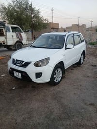٢٠١٣ • بدون صبغ • شاشة وكاميرا