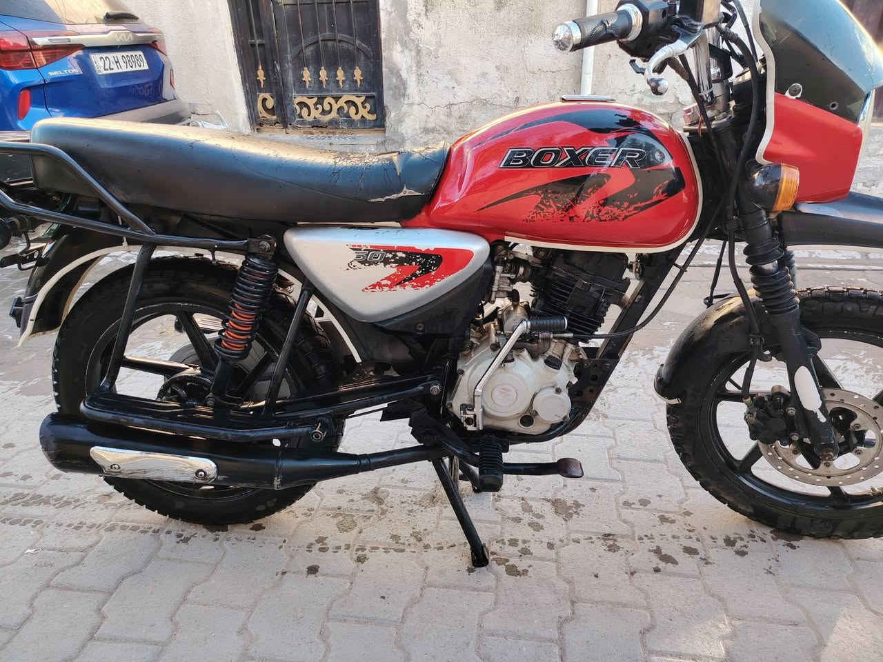 السلام عليكم للبيع موديل 22 950 وبها مجال شيء بسيط ***********
