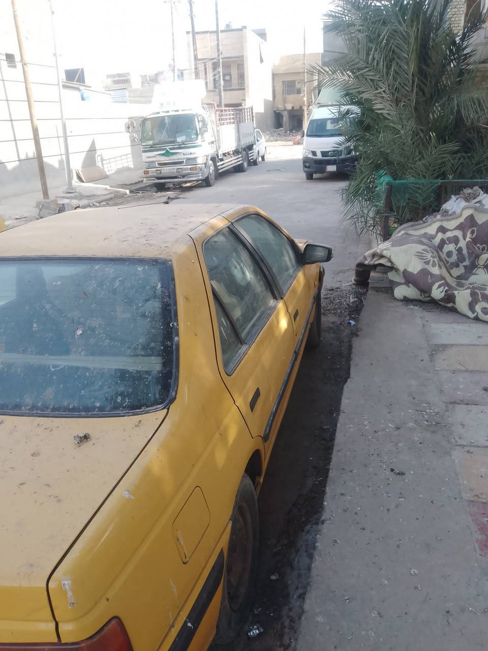 السلام عليكم عندي بارس 2015سياره حلوا كير محرك مكفولات محرك لا صوت ولا تبخيرالسياره كلش حلوا بس اني تاركها بغداد مشروع وطني رقم انكليزي السياره بيها صبغ بلجاملغ لخلفي قيم واخذها بس ليرضي الله رقمي ***********بغداد مكاني
